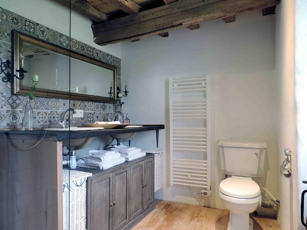Domaine Lvd Avec Spa, Bois Et Riviere Privee La Bloutiere Exteriör bild